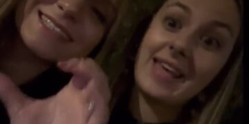 Perdió su celular y cuando lo recuperó encontró un video inesperado filmado por dos chicas