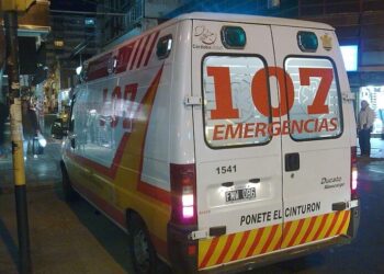 Un joven falleció tras chocar con su motocicleta contra un poste en barrio Guiñazú