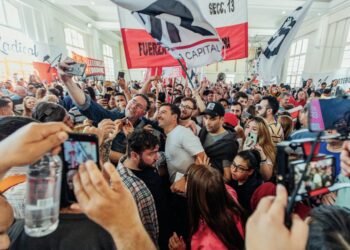 Una encuesta deja a De Loredo bien posicionado para la ciudad