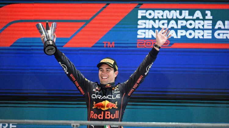 "Checo" Pérez ganó en Singapur