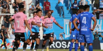 Racing empató con Gimnasia y Tiro