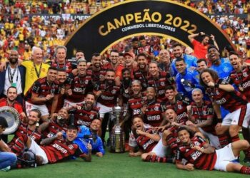 Flamengo venció a Atlético Paranaense y gritó campeón en Guayaquil