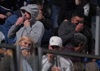 Graves incidentes en Gimnasia-Boca: un hombre murió de un infarto