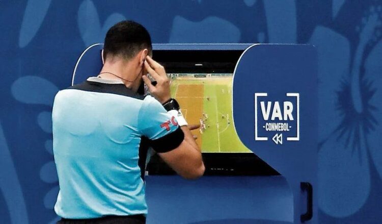 La Conmebol anunció modificaciones claves en el VAR de las Copas Libertadores y Sudamericana