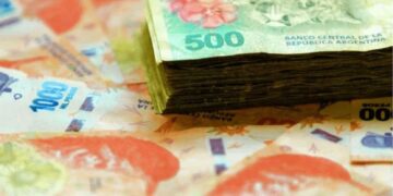 Más de medio millón de personas se beneficiarán con el bono de 45.000 pesos