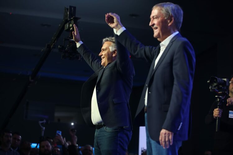 Lanzado a la Gobernación, Llaryora planea sumar nuevos aliados políticos
