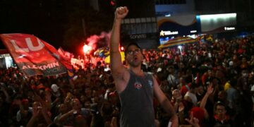 Lula tuvo un baño de masas y dijo que Bolsonaro no lo llamó para reconocer la derrota