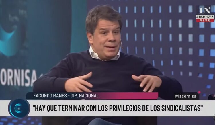 El presidenciable radical Facundo Manes, durante una entrevista televisiva.
