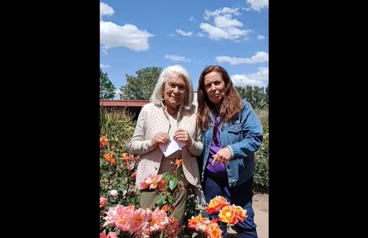 Reapareció Mónica Cahen D´Anvers con una propuesta para el Día de la Madre