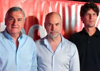 La UCR desafió a Macri y al PRO en el acto homenaje a Alfonsín