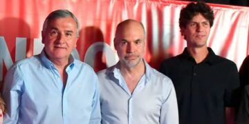 La UCR desafió a Macri y al PRO en el acto homenaje a Alfonsín