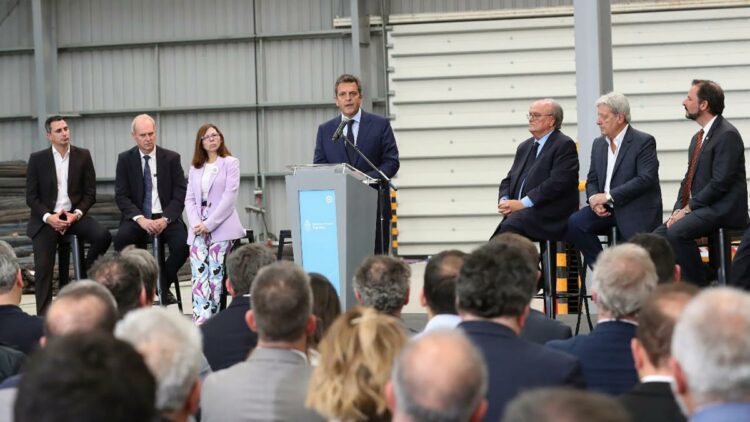 El Gobierno anunció un programa de créditos a pymes por 500.000 millones de pesos