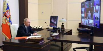 Ucrania: rige la ley marcial rusa en cuatro provincias