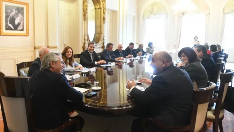 Fernández encabezó una nueva reunión de Gabinete con algunas ausencias