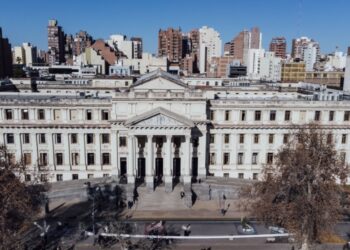 El TSJ impuso un freno a la re-reelección de intendentes