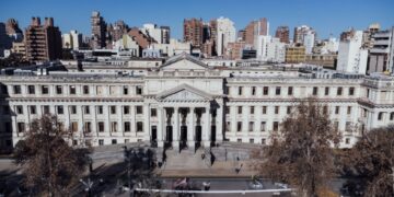 El TSJ impuso un freno a la re-reelección de intendentes