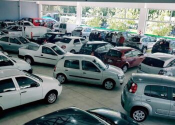 En septiembre, la venta de autos usados cayó 15% por los altos costos de mantenimiento