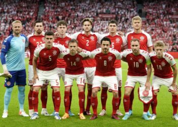 FIFA prohíbe a Dinamarca entrenar con camisetas en defensa de DDHH