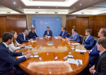 Cómo será el mecanismo de pago con tarjetas al valor del dólar MEP para turistas extranjeros