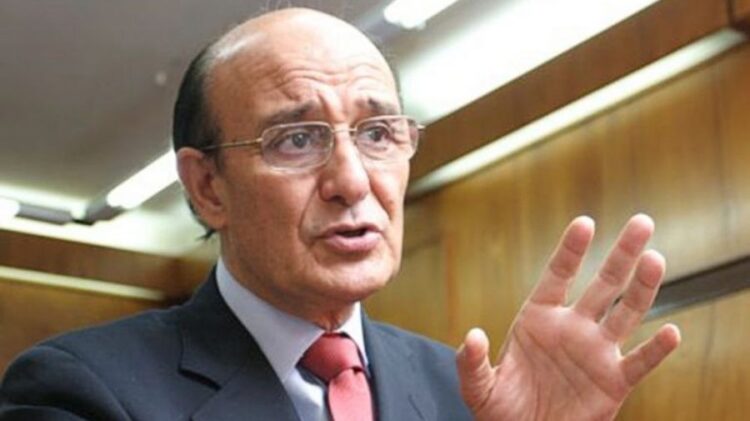 Oscar González presentó su renuncia a la Presidencia Provisoria de la Legislatura