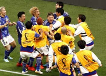Japón protagonizó otra sorpresa mundialista al vencer por 2-1 a Alemania