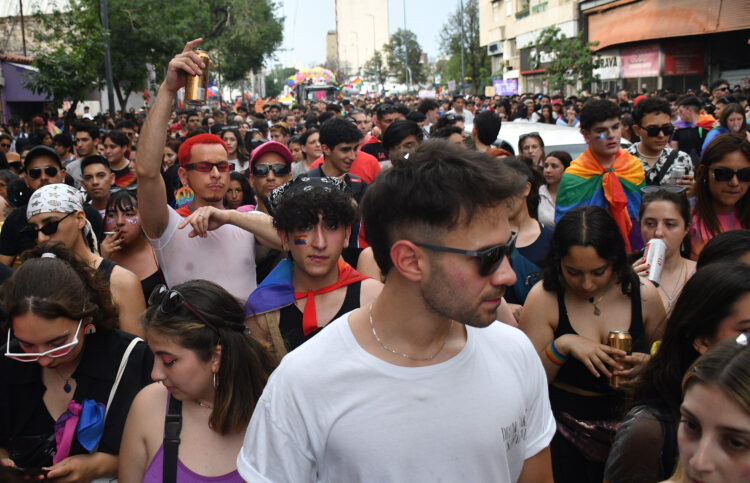 Miles de personas participaron de la Marcha del Orgullo en nuestra ciudad