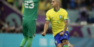 Brasil derrotó contundentemente a Serbia