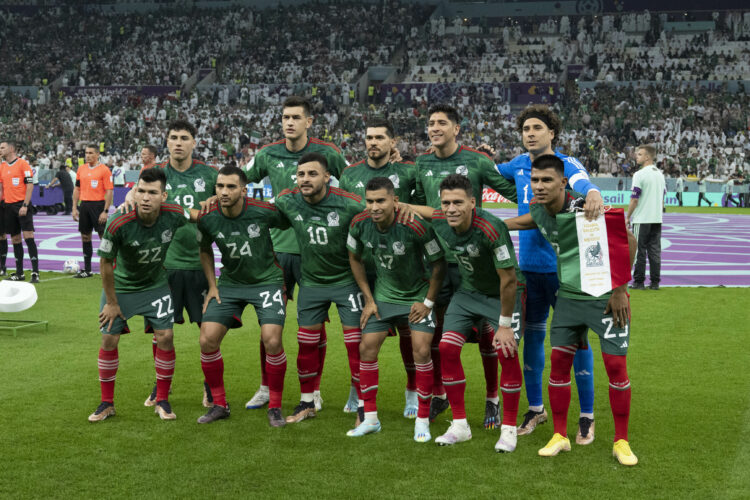 México venció a Arabia Saudita, pero se quedó afuera de la Copa del Mundo