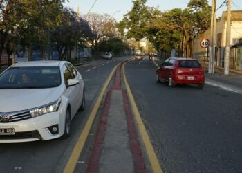 La avenida Recta Martinolli volvió a ser doble mano