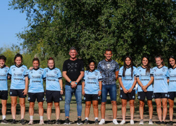 Las jugadoras de Belgrano firmaron su primer contrato profesional