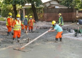 El Gobierno definió que el 30% de la obra pública será destinada a la economía popular