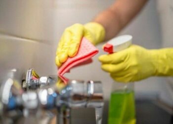 Nuevo aumento para personal doméstico: ¿a cuánto llegaría el salario?