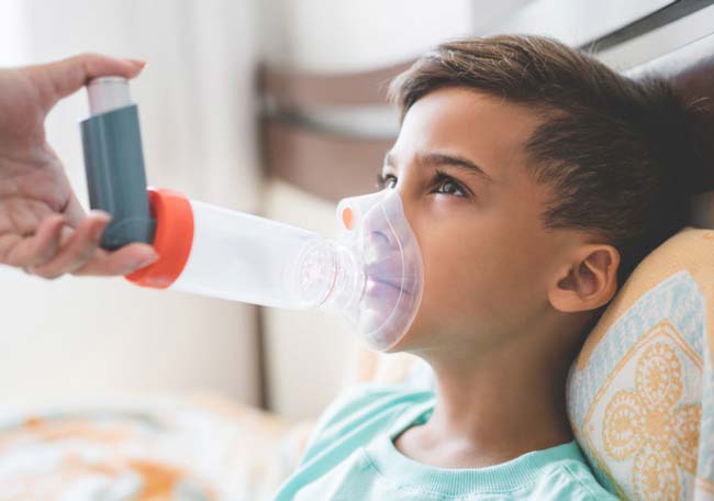 La Anmat aprobó en el país el uso de una medicación para el asma grave en niños