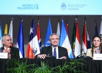 En medio de la tensión con el kirchnerismo, Fernández se prepara para una nueva gira internacional