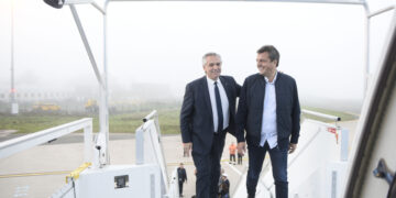 Fernández y Massa vuelan a Bali con el FMI entre los ojos