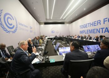 Extienden la cumbre del clima tras conocerse un borrador sin avances concretos