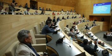 Bañuelos y Altamirano se sumaron al pedido de expulsión de Oscar González