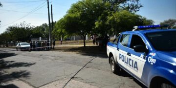 Mató de un balazo a su expareja e intentó quitarse la vida en la calle