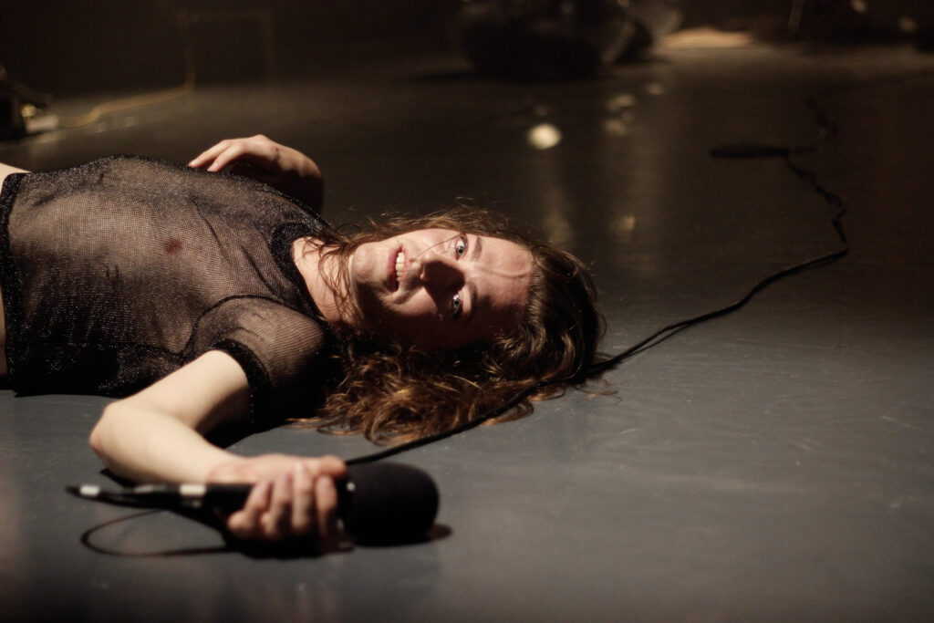 “Pasará (esto también)” “Pasará (esto también)”