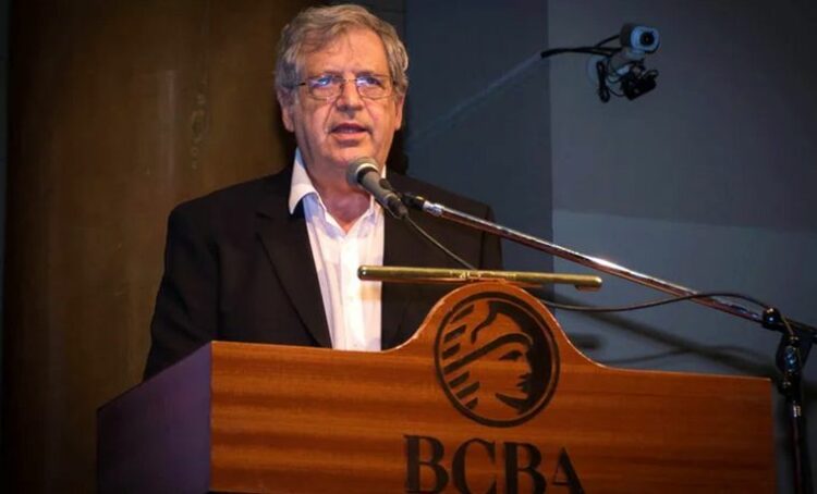 Rubinstein dijo que el plan es un buen modo de bajar la “inercia inflacionaria”.