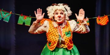 El teatro sigue de fiesta