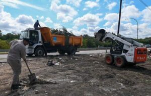 Solo en octubre, se extrajeron más de 13.000 toneladas de basura de canales y basurales