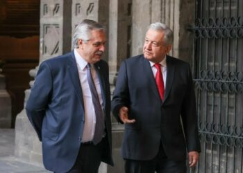 Fernández se distancia de López Obrador por la elección del BID