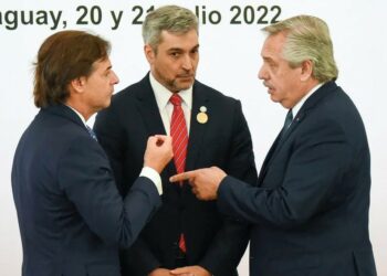 Argentina, Brasil y Paraguay se unen ante Uruguay