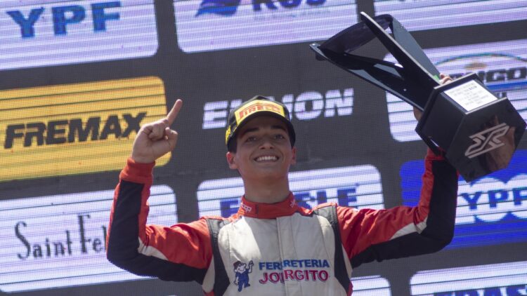 Ganó de punta a punta