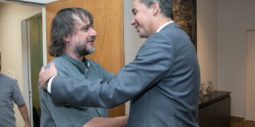 El vicegobernador Calvo recibió al padre “Pepe” Di Paola