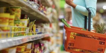 Para el Centro de Almaceneros, la Canasta Básica superó los 144 mil pesos en octubre