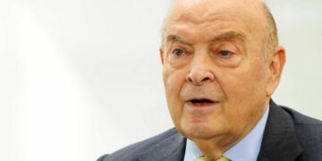 Cavallo cuestionó el “dólar soja” y bregó por la eliminación de las retenciones