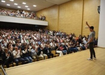 De Loredo se lanzó para la Gobernación y desafía a Juez