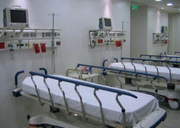 La licitación de un centro de diálisis despertó sospechas